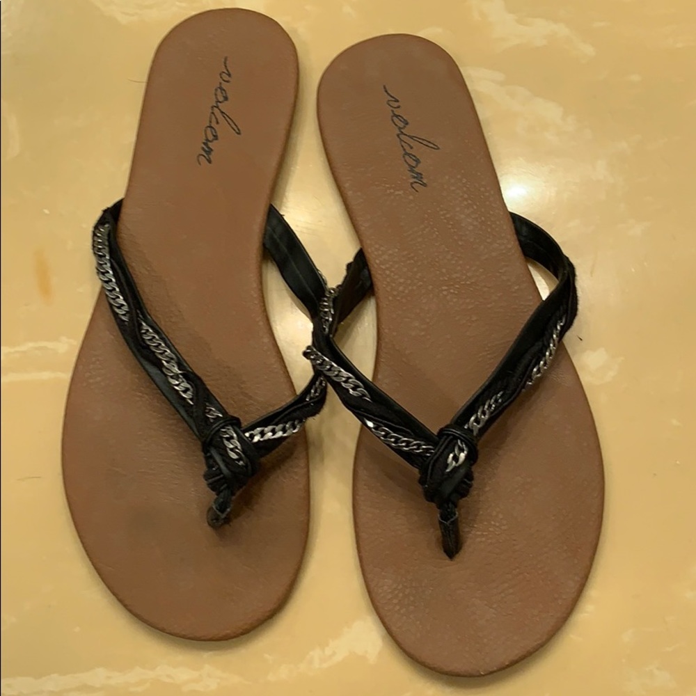 Volcom cute sandals size 9